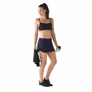 Lululemon - hotty hot skirt ll camo
